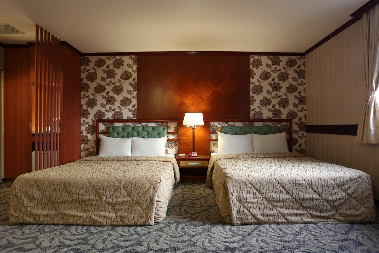 Monalisa Hotel Tainan Zewnętrze zdjęcie